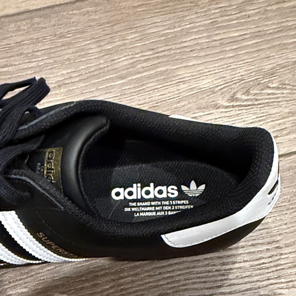 Adidas Superstar Foundation Men’s 11 Black/White – Like New - Picture 3 of 6